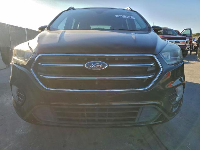 Ford Escape Titanium Image 8