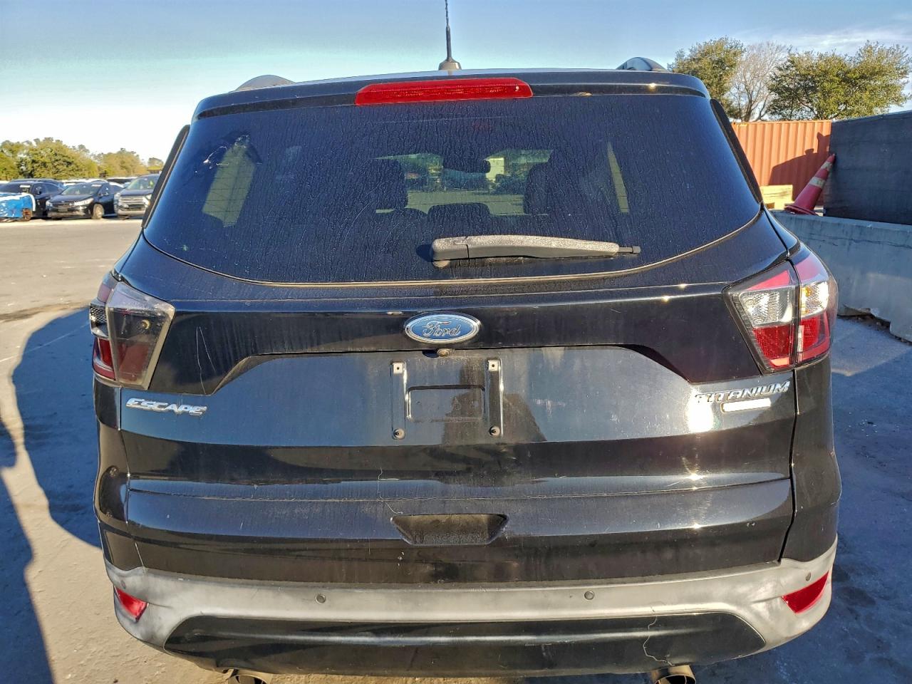 Ford Escape Titanium Image 6