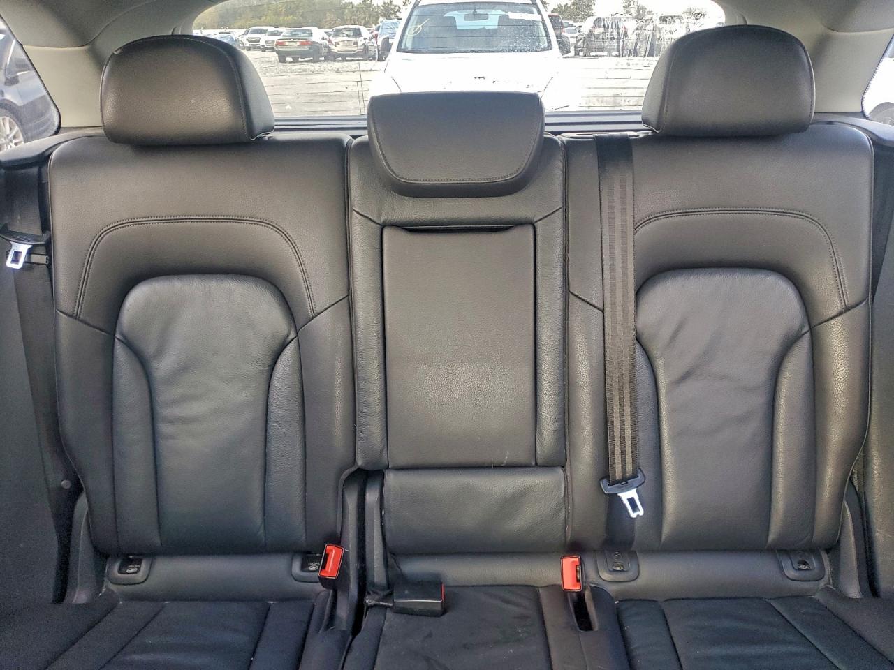 Audi Q5 Premium Plus Image 5