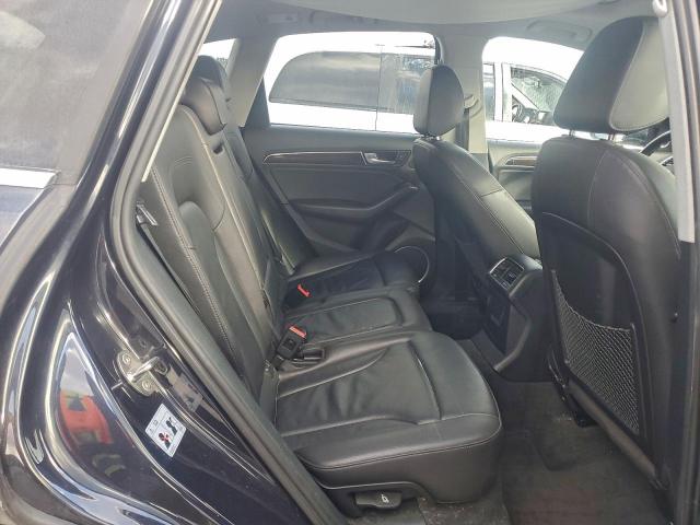 Audi Q5 Premium Plus Image 11