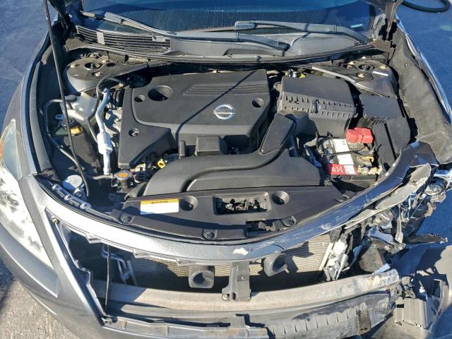 Nissan Altima 2.5 Image 11