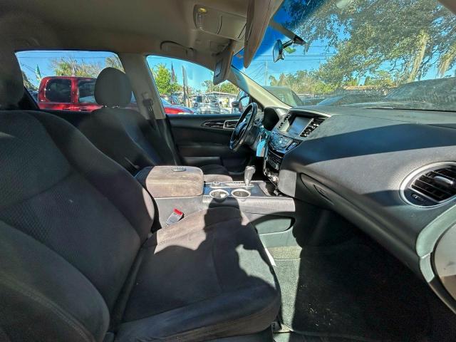 Nissan Pathfinder S Image 8