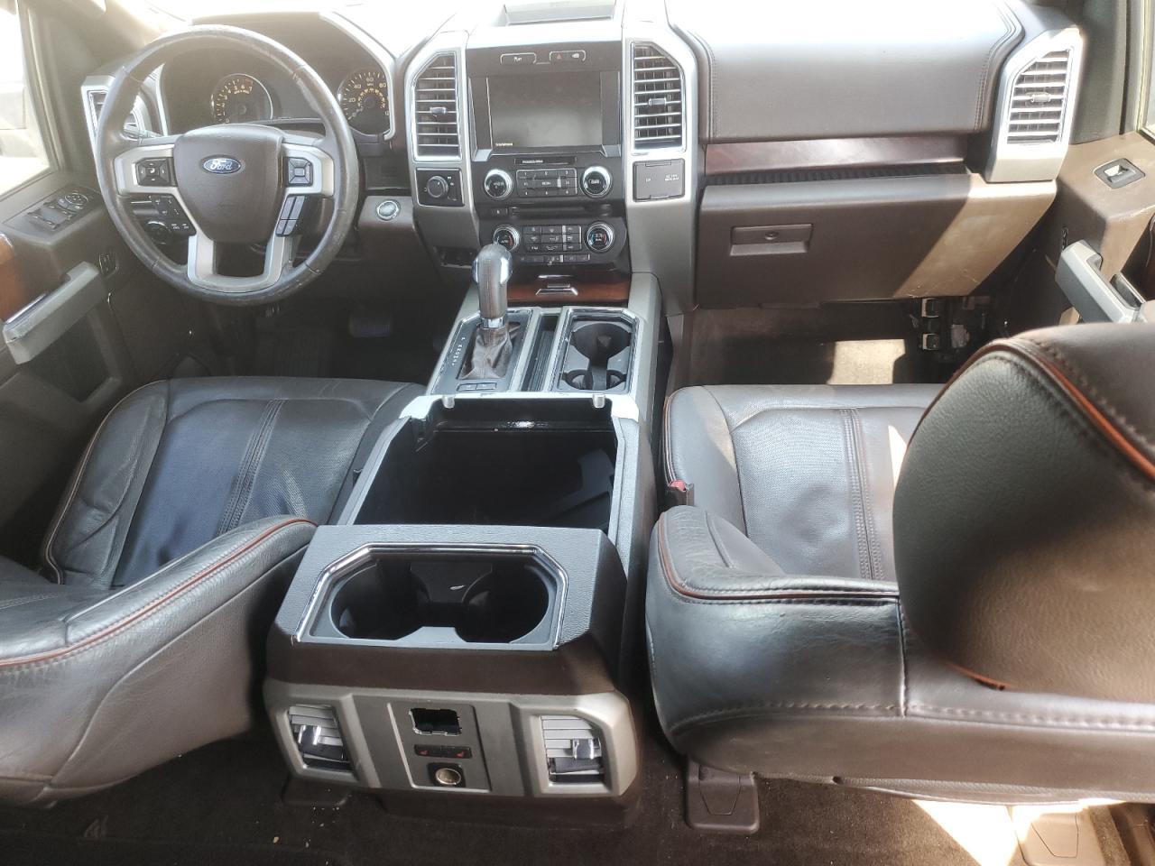 Ford F-150 Supercrew Image 10