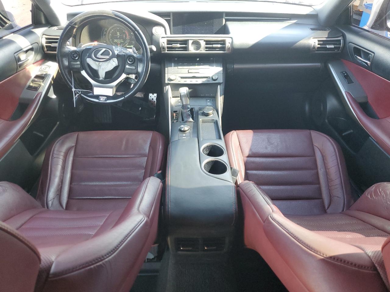 Lexus Is 200t Image 3