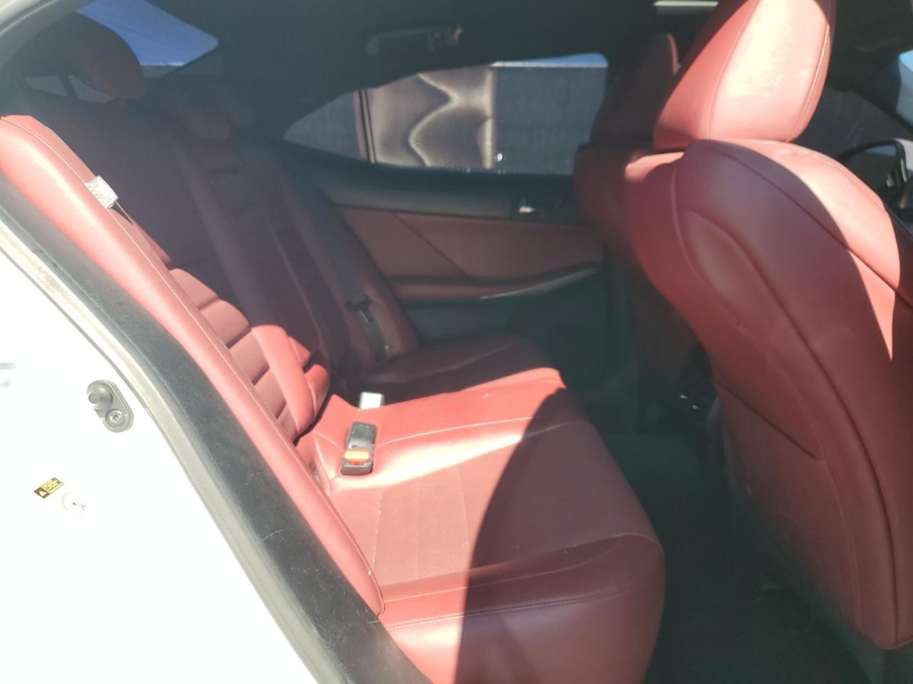 Lexus Is 200t Image 7