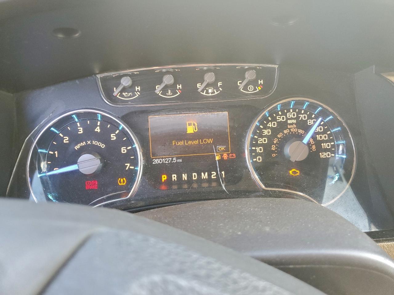 Ford F-150 Supercrew Image 4