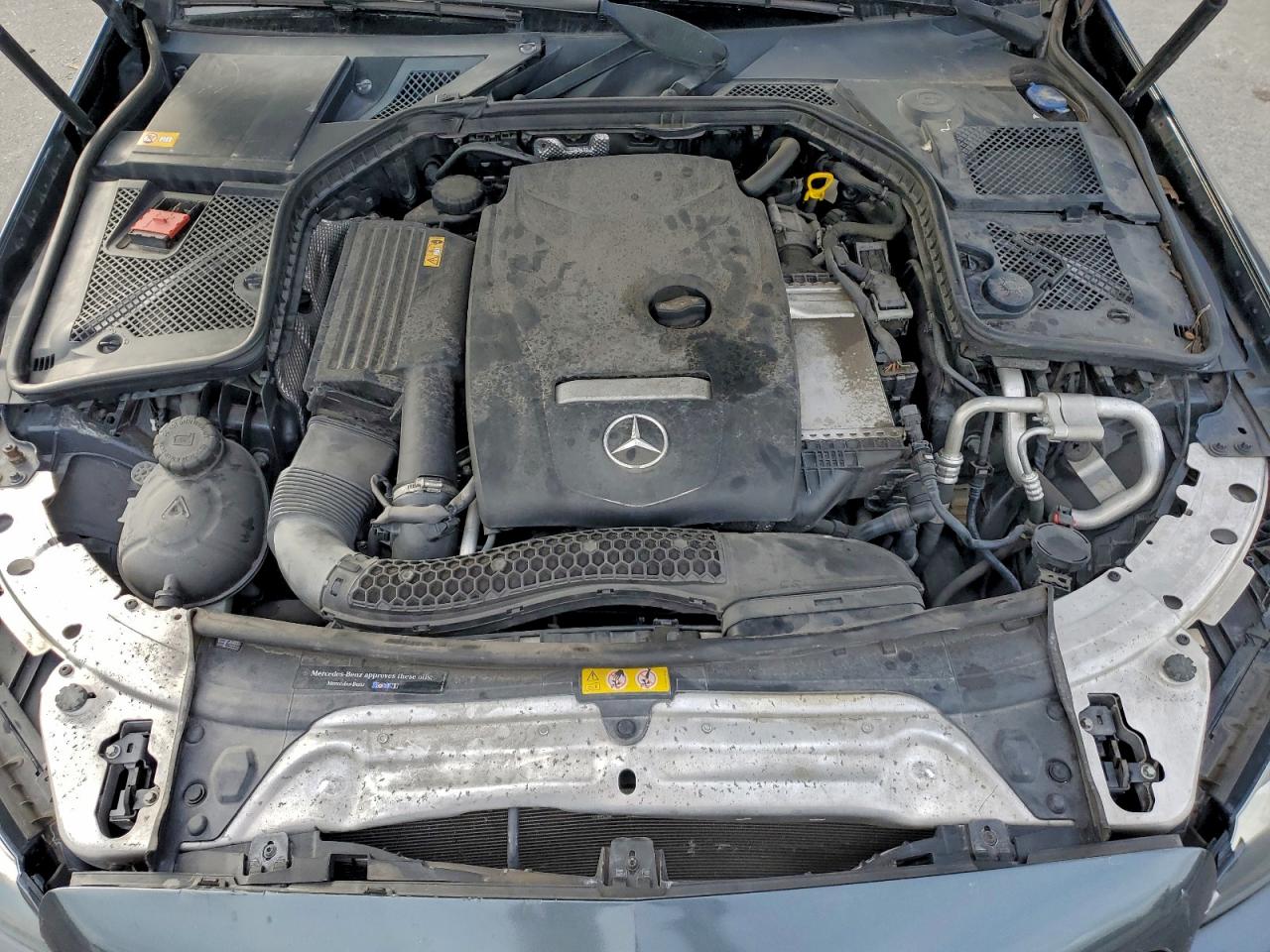 Mercedes-Benz C-Class 300 Image 8