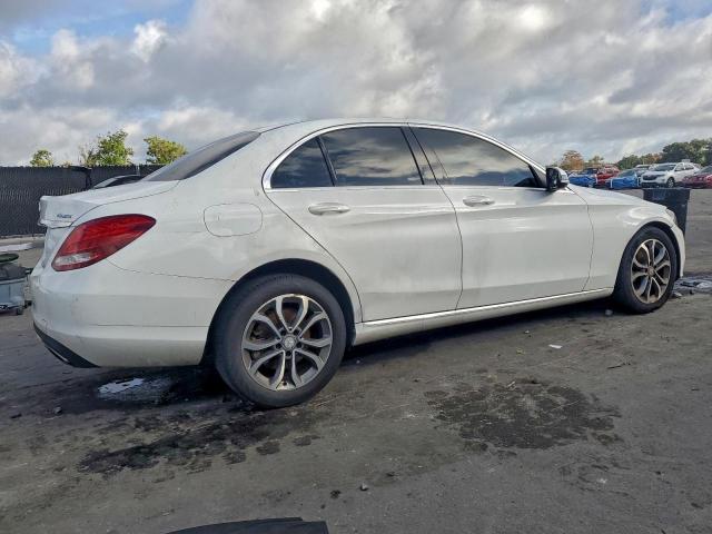 Mercedes-Benz C-Class 300 4matic Image 12