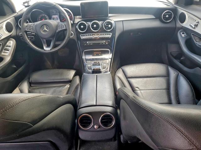 Mercedes-Benz C-Class 300 4matic Image 6