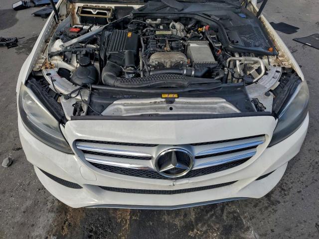 Mercedes-Benz C-Class 300 4matic Image 11