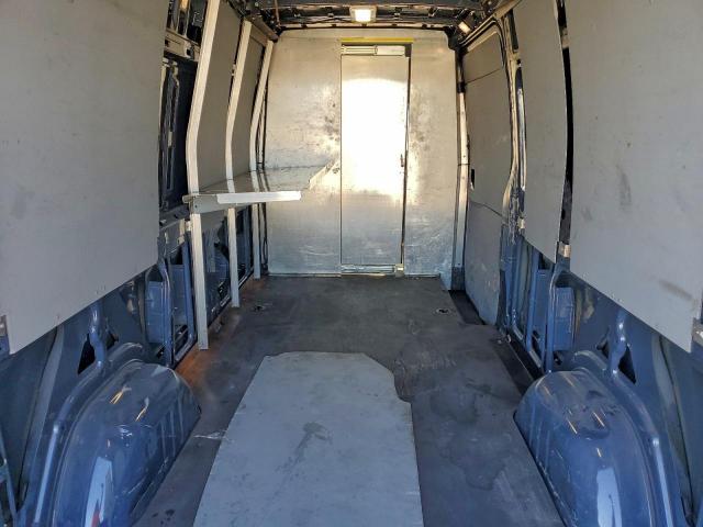 Mercedes-Benz Sprinter 2500/3500 Image 9
