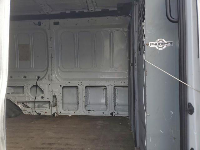 Ford Transit T-250 Image 7