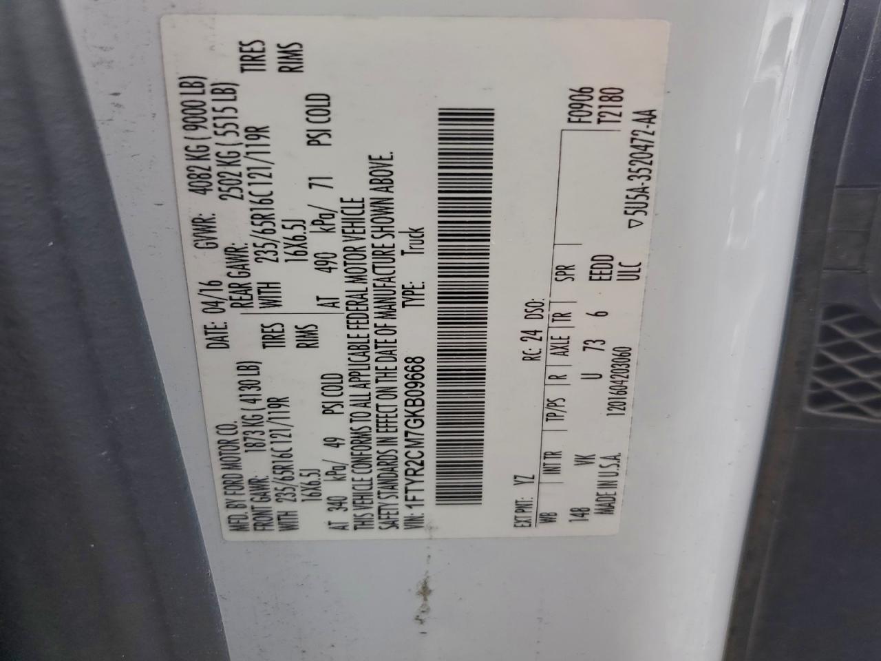 Ford Transit T-250 Image 8