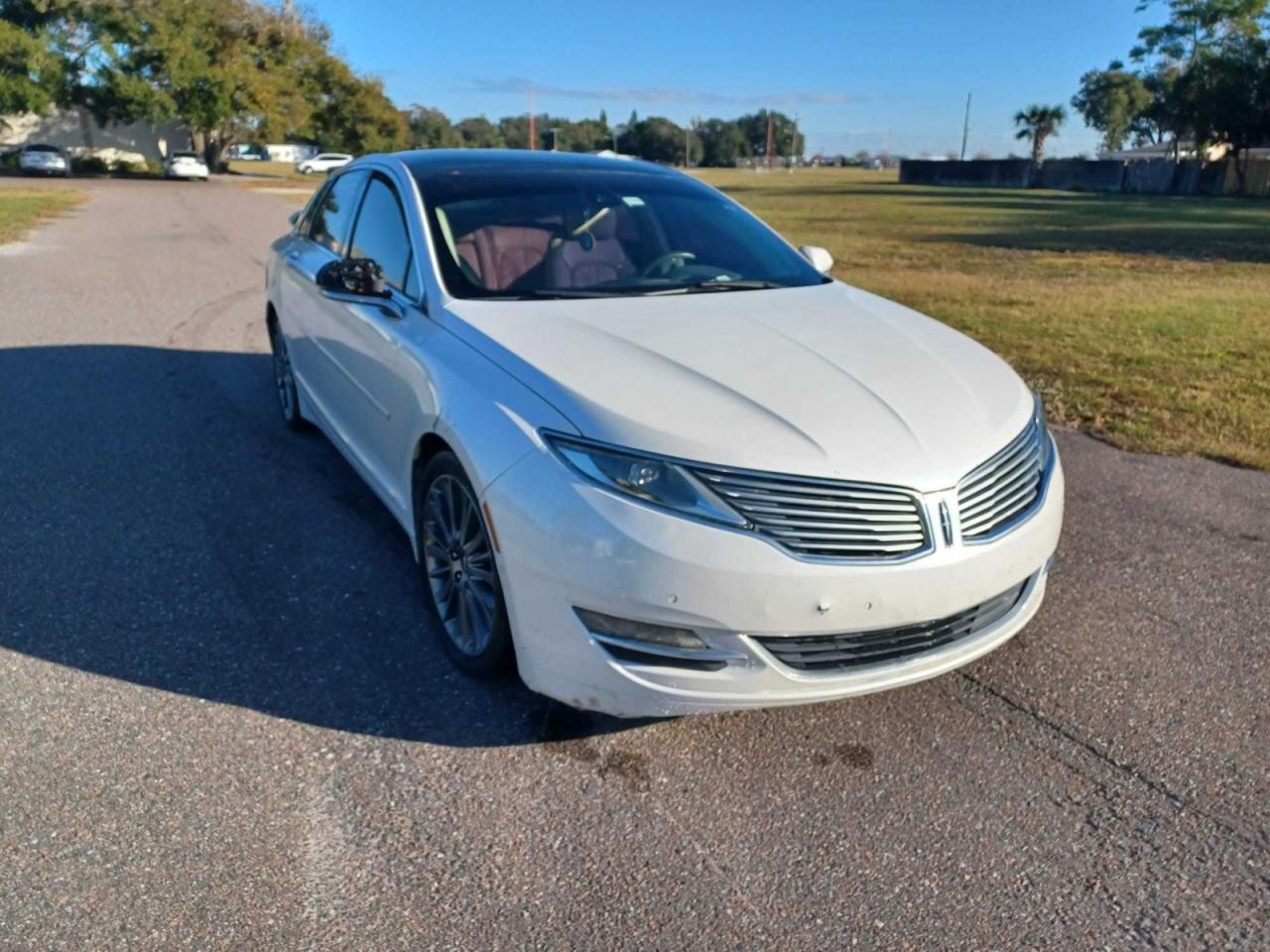 Lincoln MKZ Hybrid Image 1