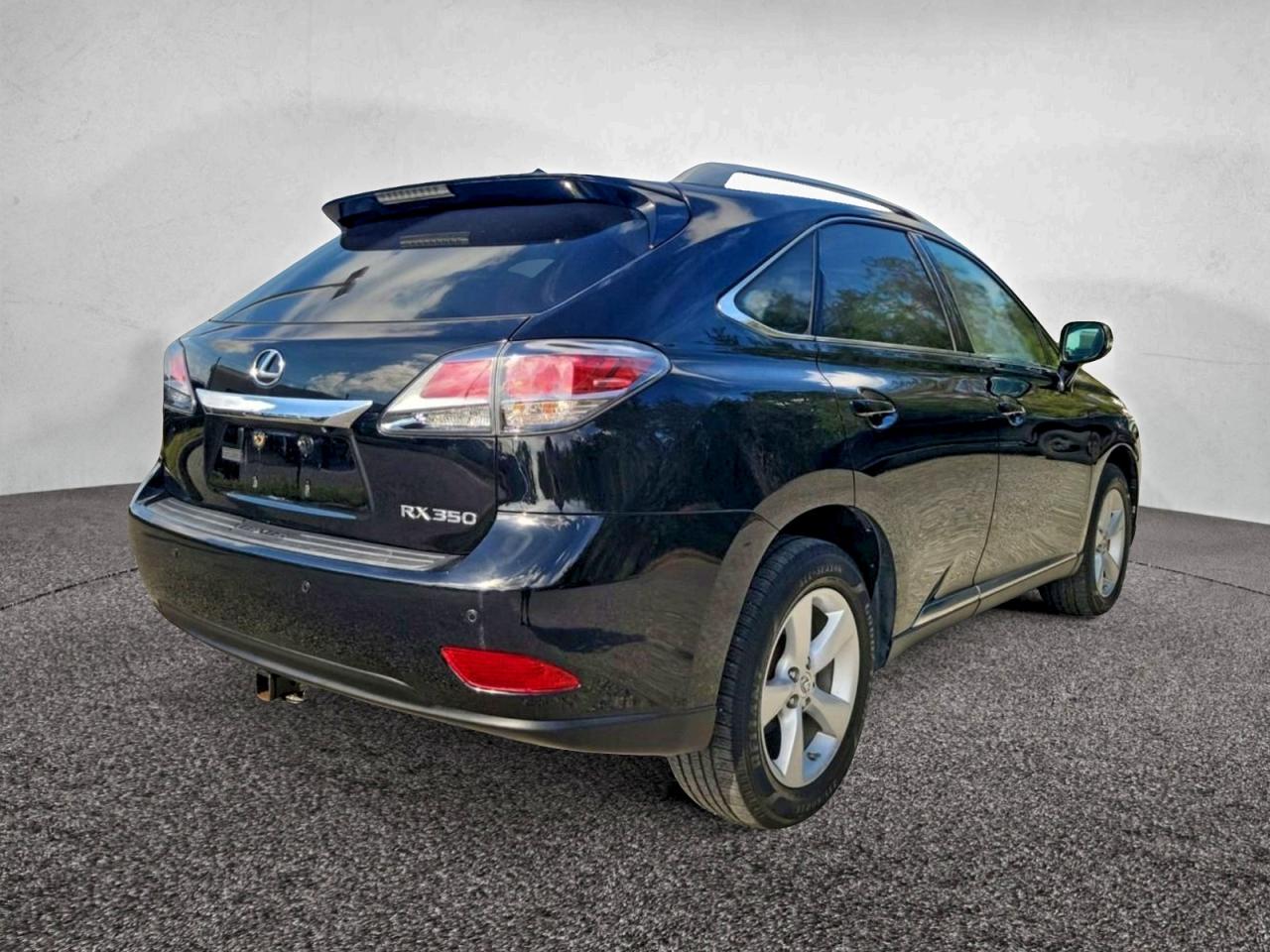 Lexus RX 350 Base Image 2