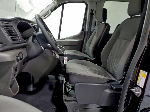 Ford Transit T-350 Image 2