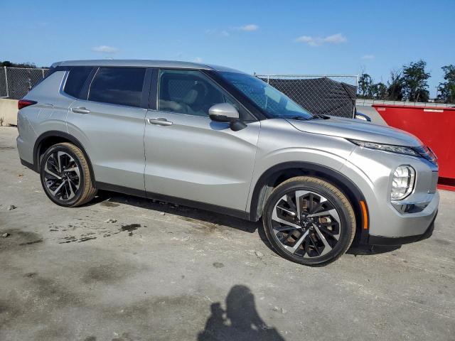 Mitsubishi Outlander Es Image 2