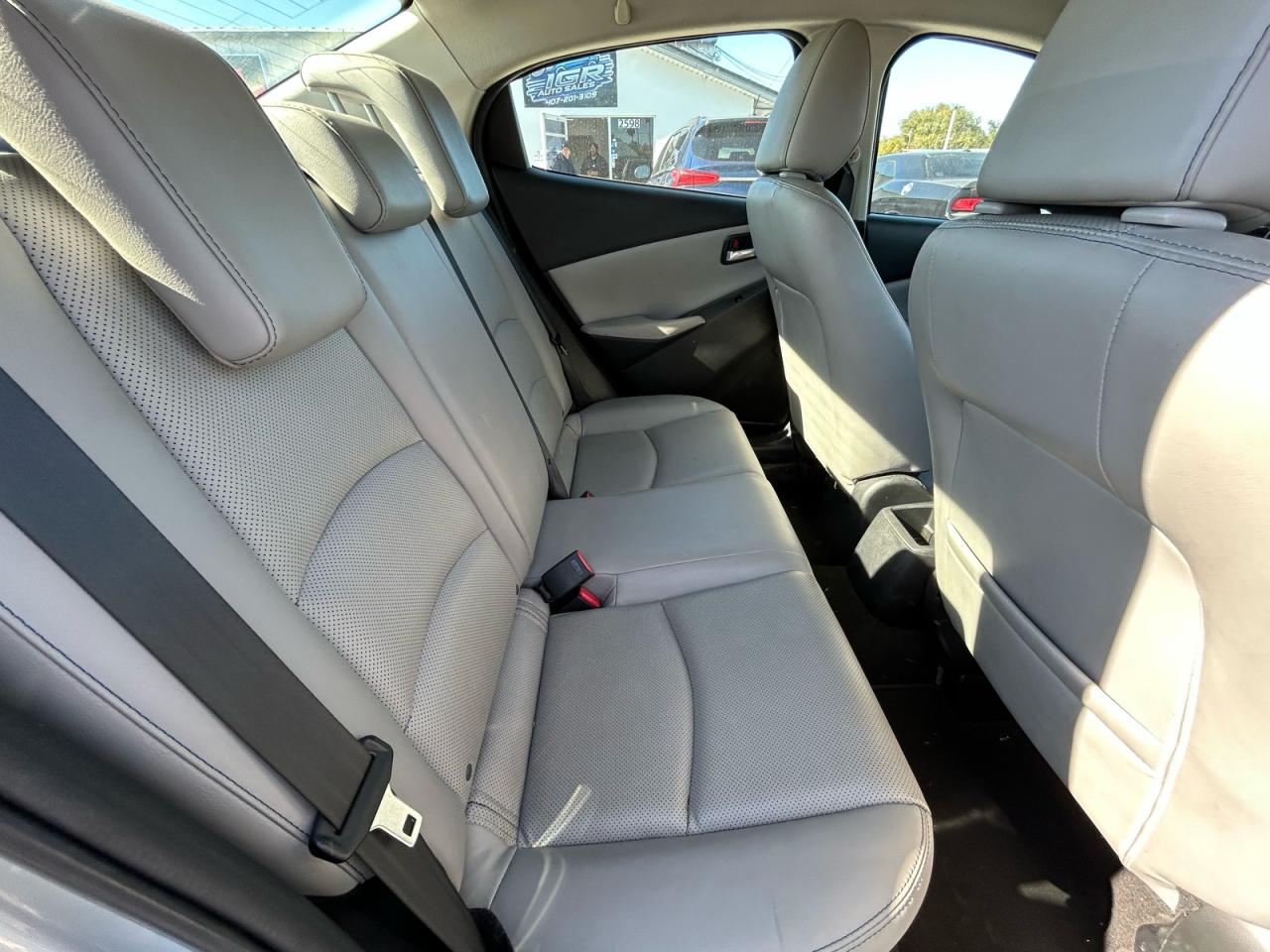 Toyota Yaris L Image 7