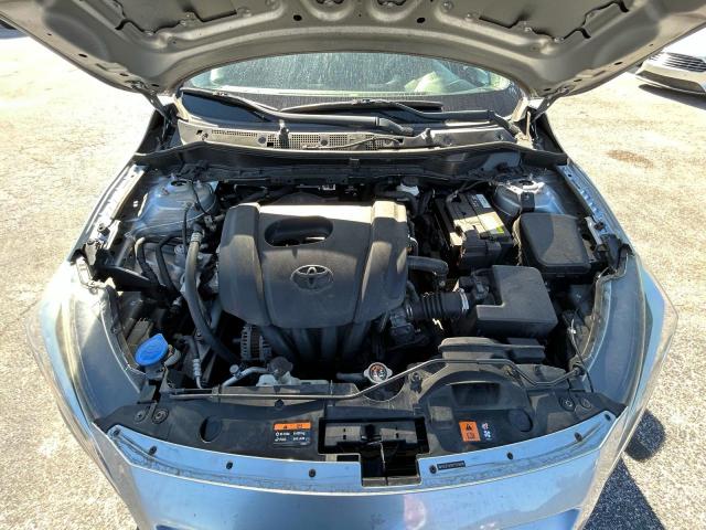 Toyota Yaris L Image 12