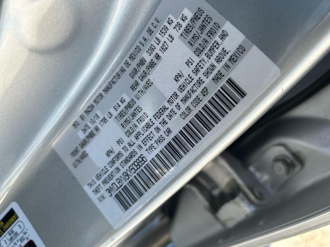 Toyota Yaris L Image 9