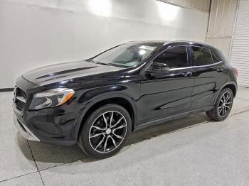  Salvage Mercedes-Benz GLA