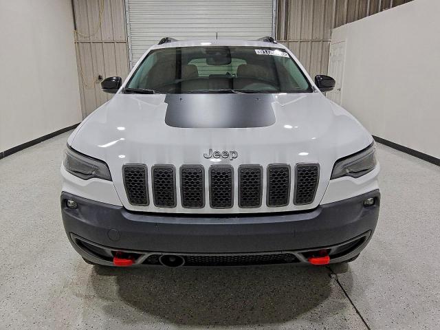 Jeep Cherokee Trailhawk Image 10