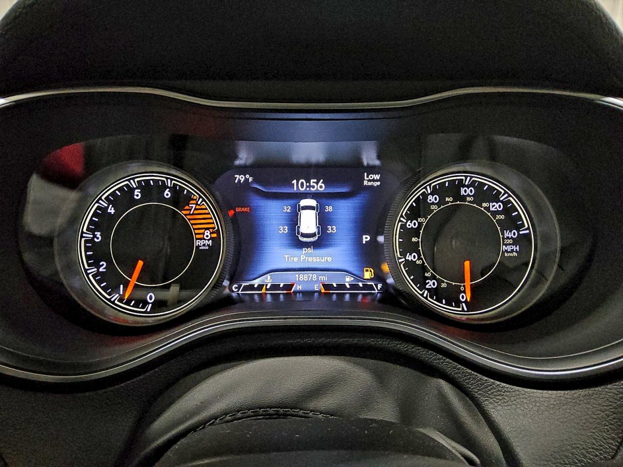 Jeep Cherokee Trailhawk Image 7