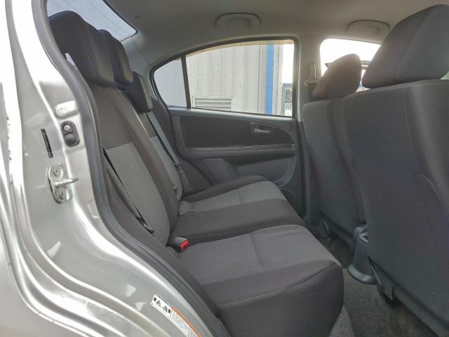 Suzuki SX4 Convenience Image 10
