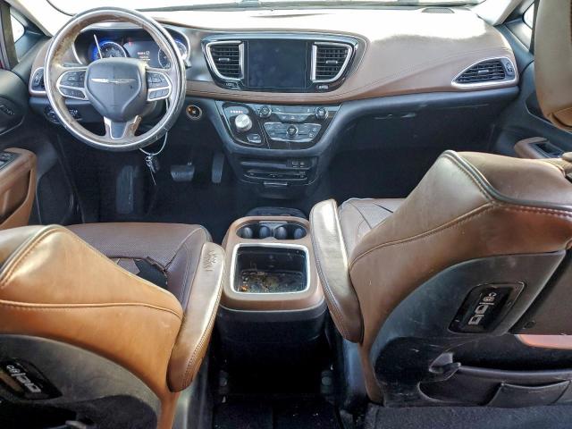 Chrysler Pacifica Limited Image 5