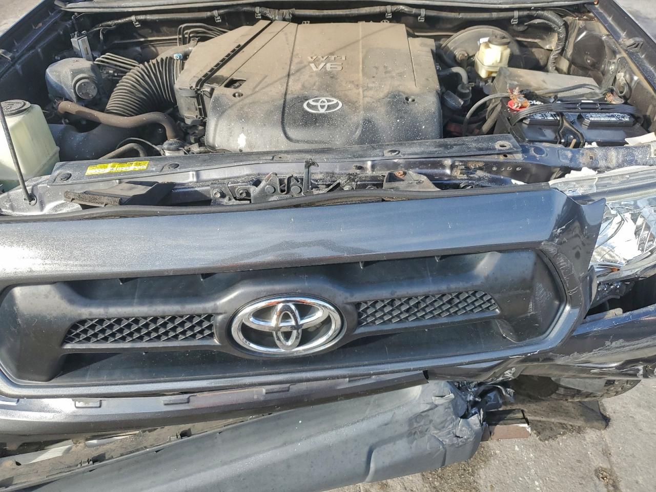 Toyota Tacoma Double Cab Prerunner Long Bed Image 10