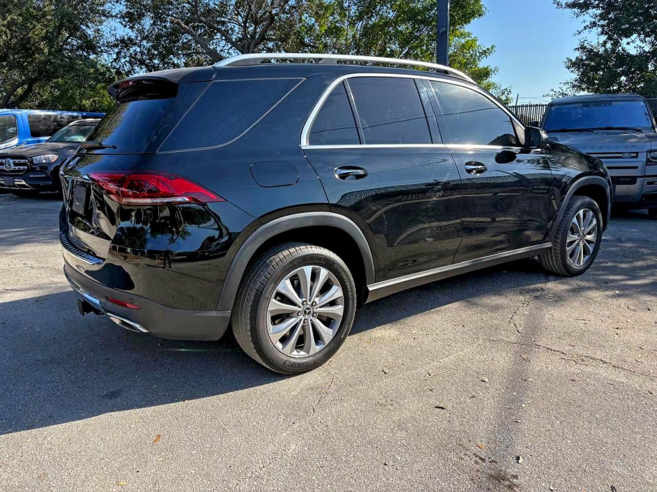 Mercedes-Benz GLE 350 Image 3