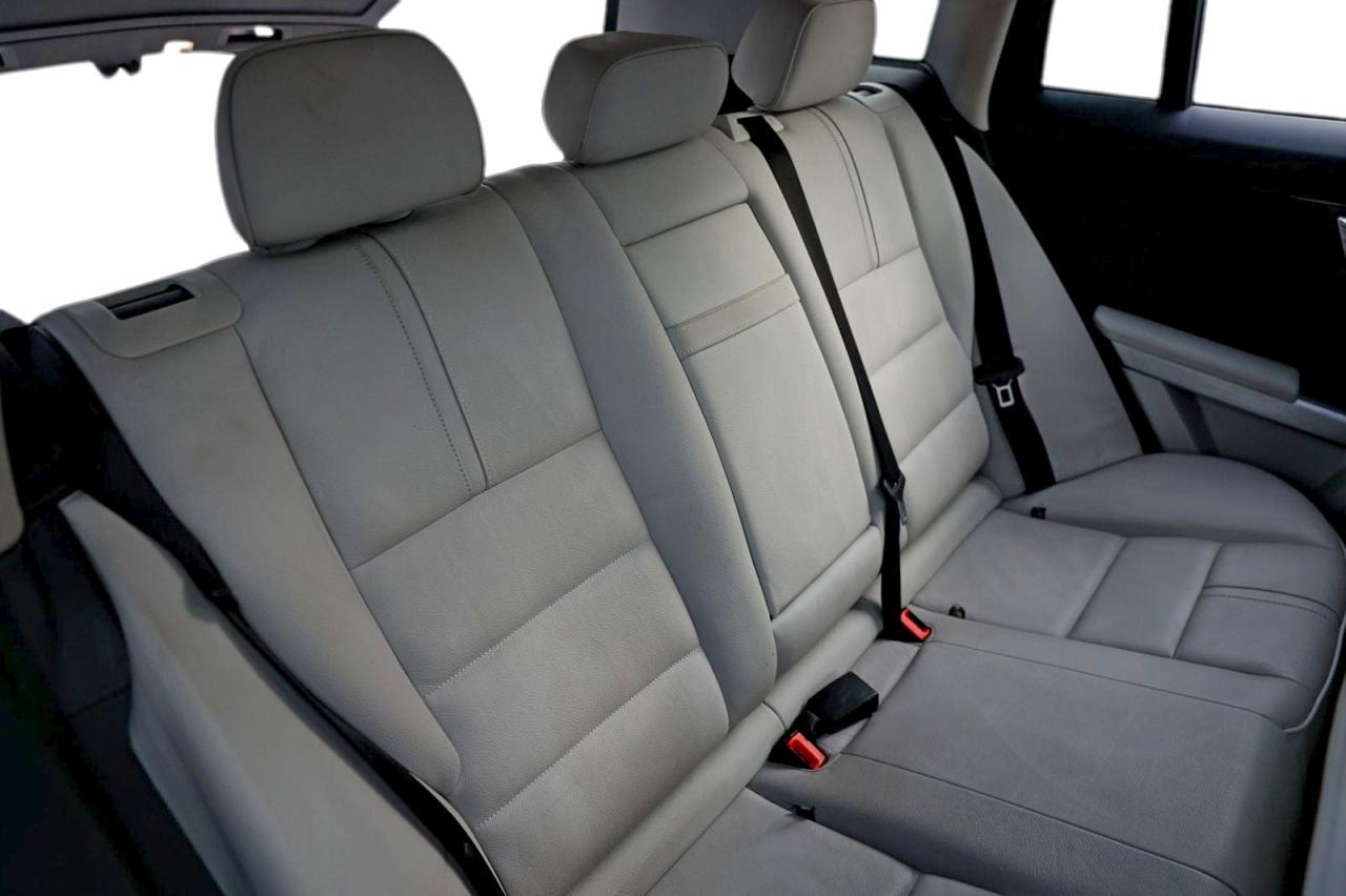 Mercedes-Benz GLK 350 Image 5