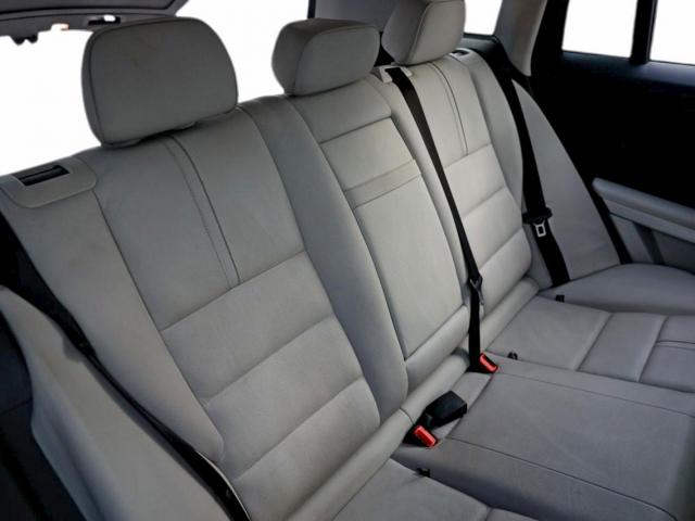 Mercedes-Benz GLK 350 Image 5