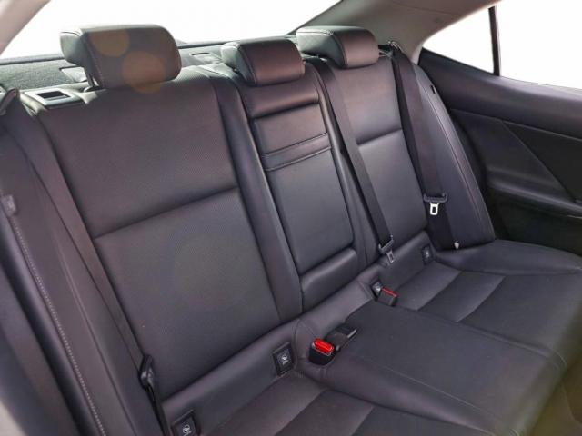 Lexus Is 250 Image 8