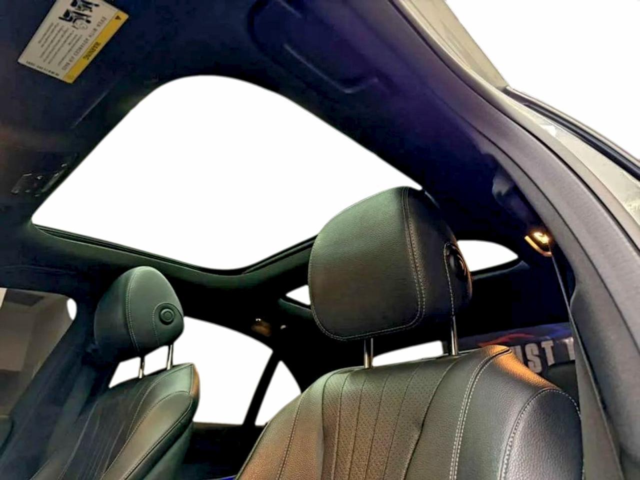 Mercedes-Benz E-Class 300 4matic Image 10