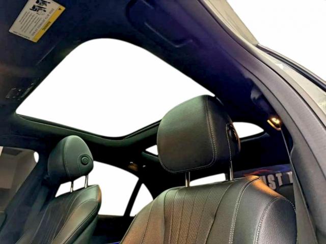 Mercedes-Benz E-Class 300 4matic Image 10