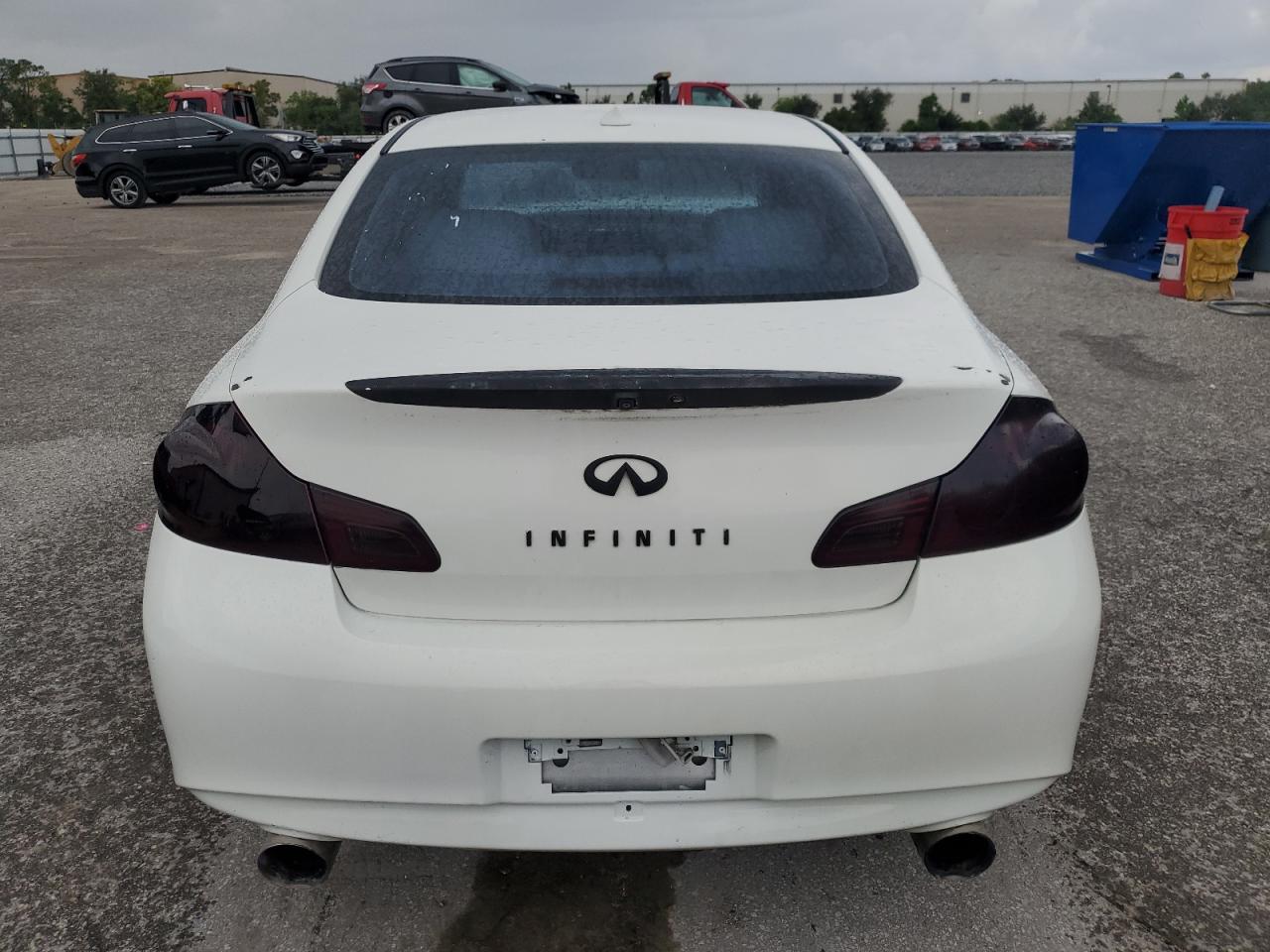 INFINITI G25 Base Image 3