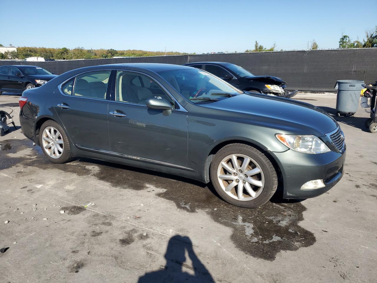 Lexus LS 460 Image 10