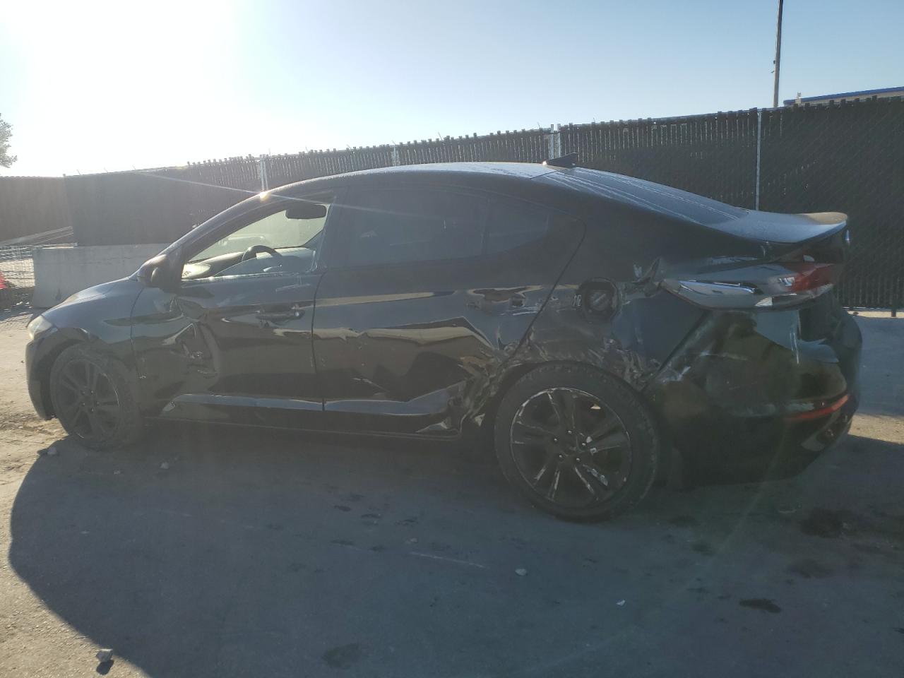 Hyundai ELANTRA Sel Image 6