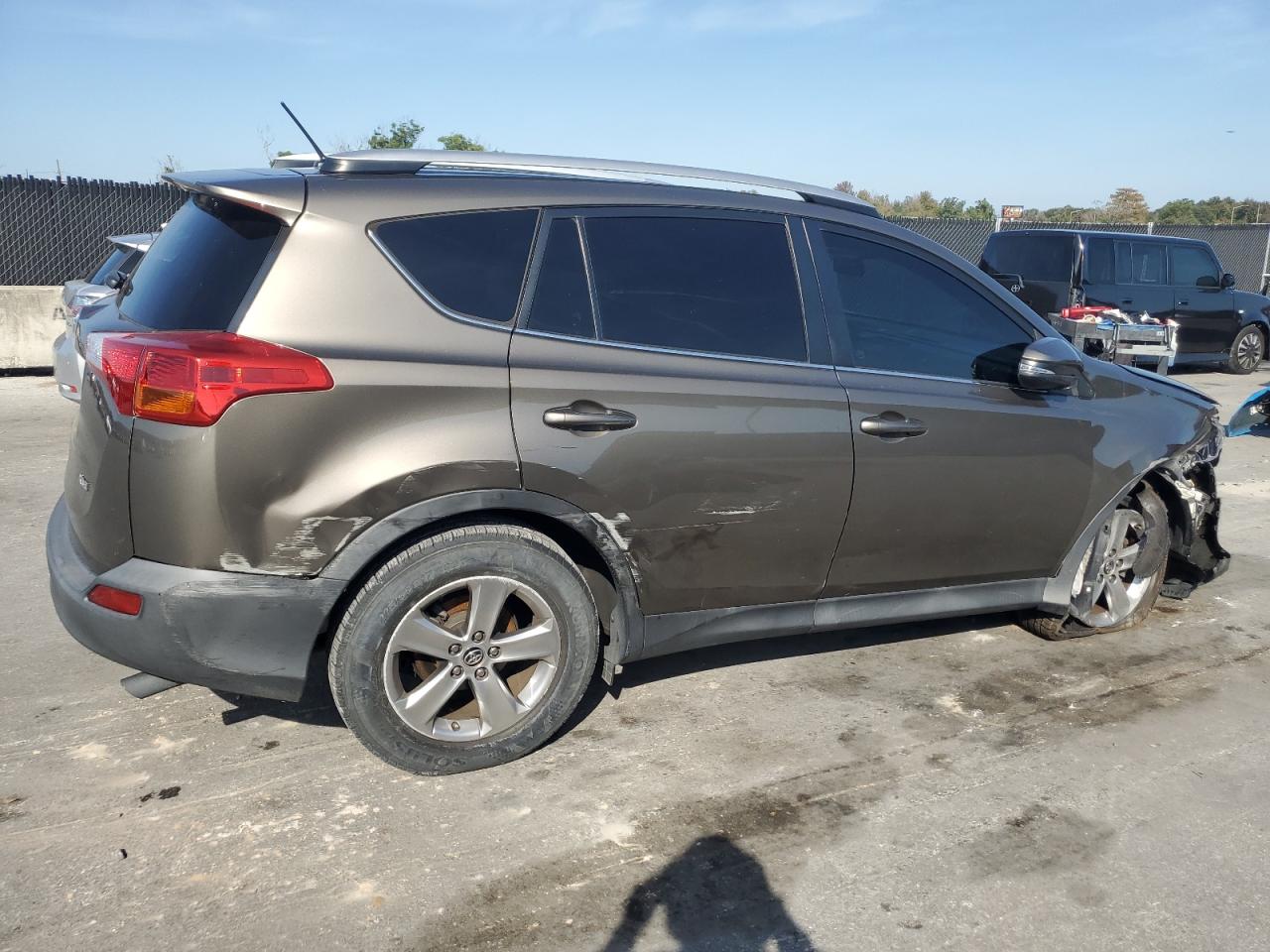 Toyota RAV4 Xle Image 7