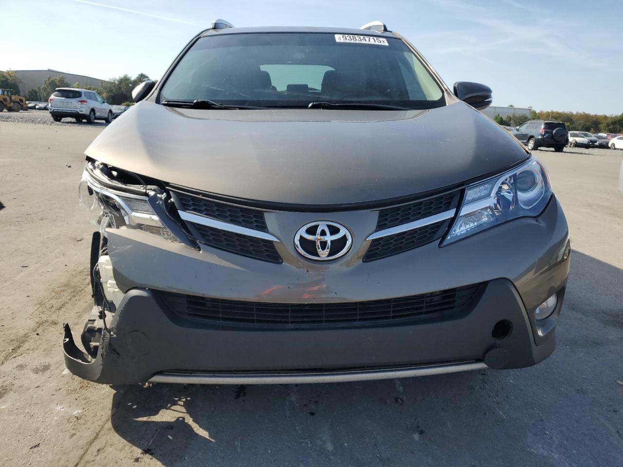 Toyota RAV4 Xle Image 3