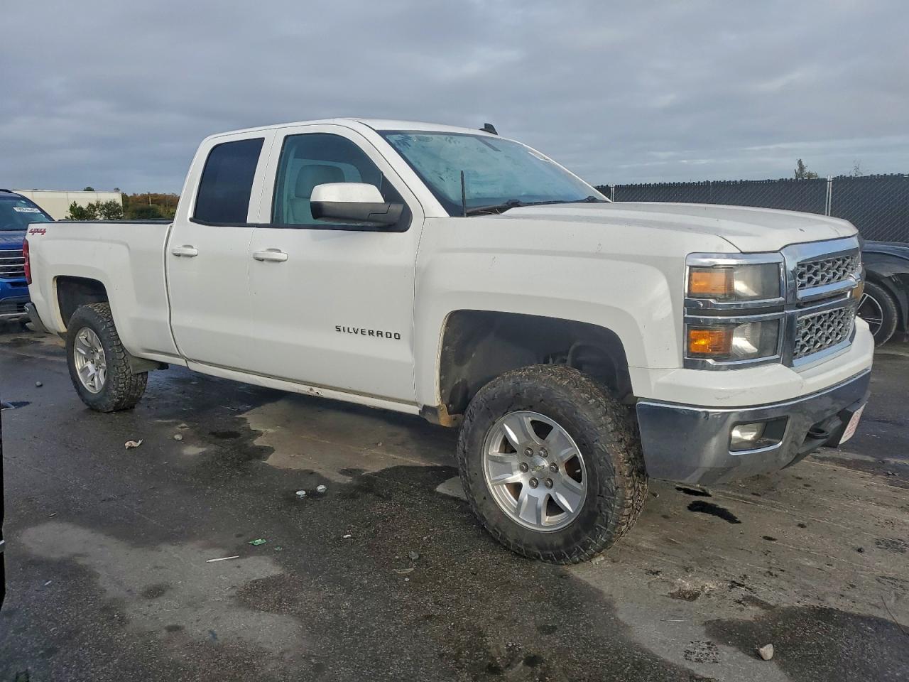Chevrolet Silverado K1500 Lt Image 11
