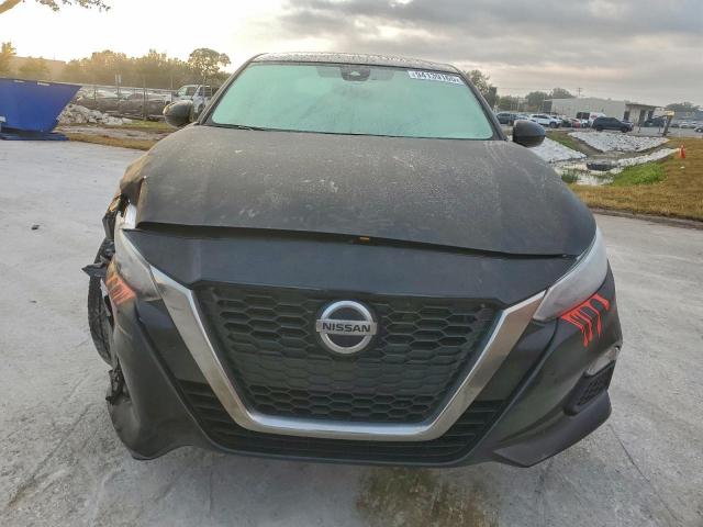 Nissan Altima Sr Image 5