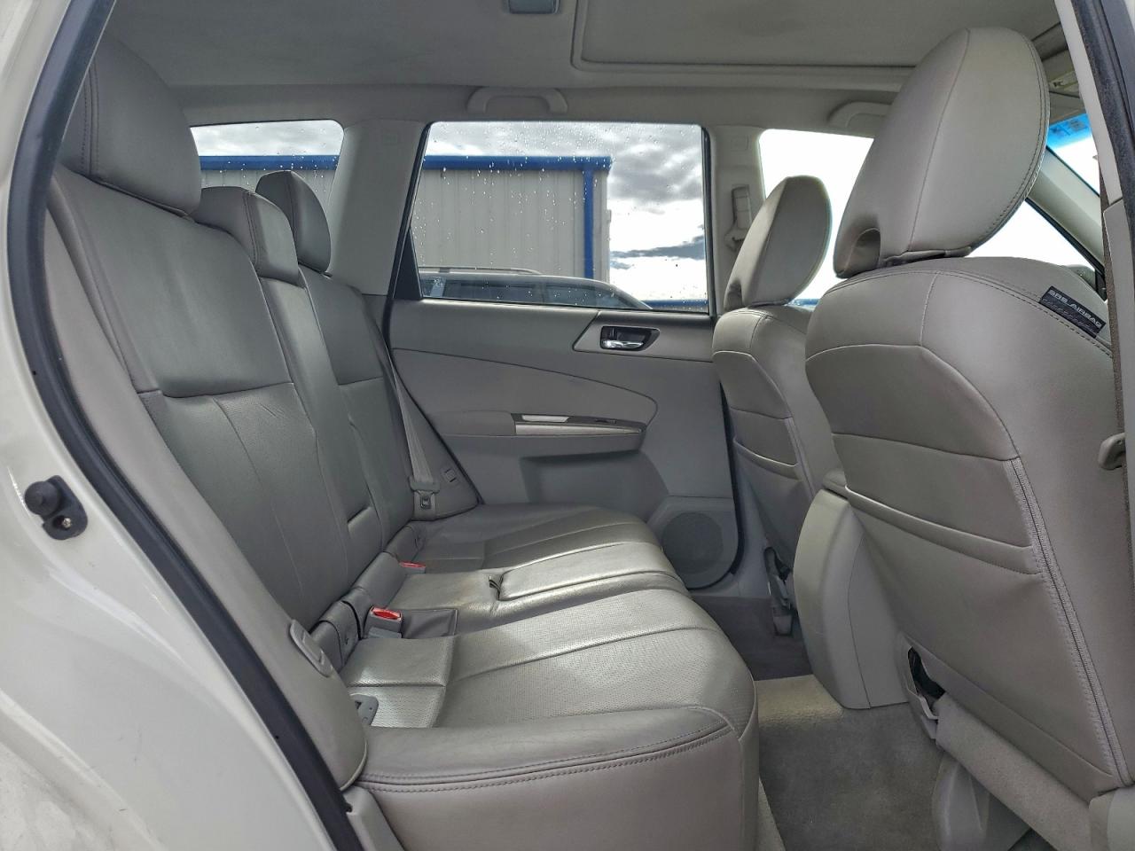 Subaru Forester 2.5x Limited Image 4