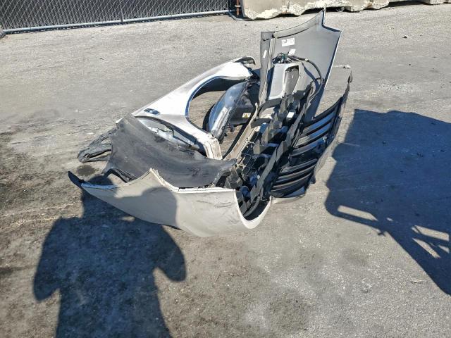 Lincoln MKS Image 13