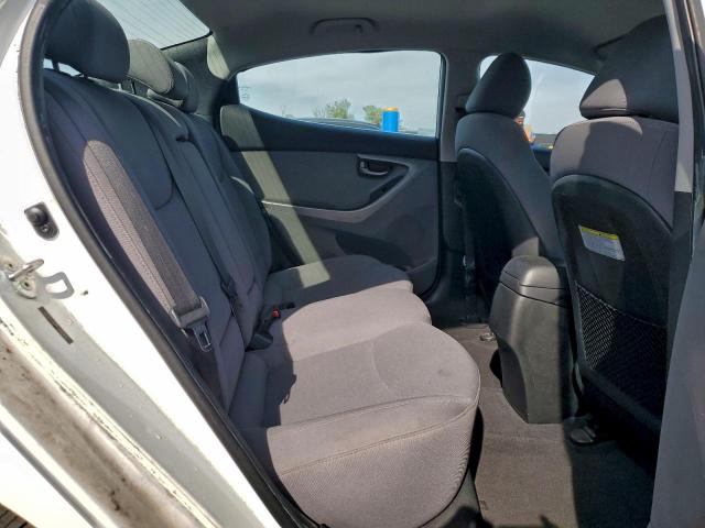 Hyundai ELANTRA Se Image 5