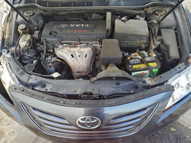 Toyota Camry Ce Image 12