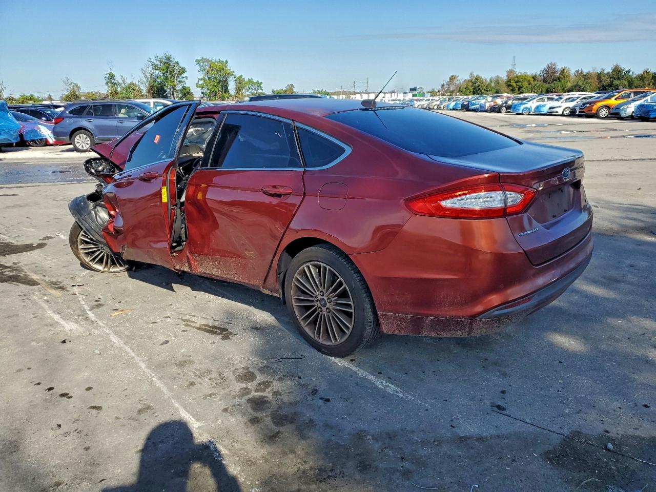 Ford Fusion Se Image 4