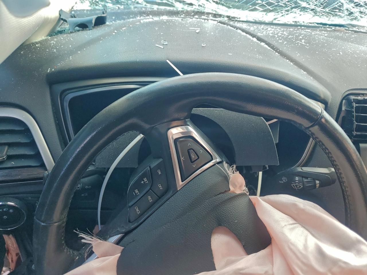 Ford Fusion Se Image 10