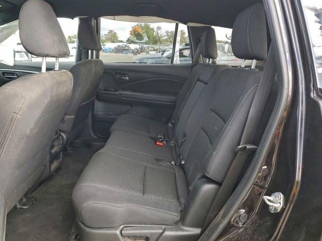 Honda Passport Sport Image 10